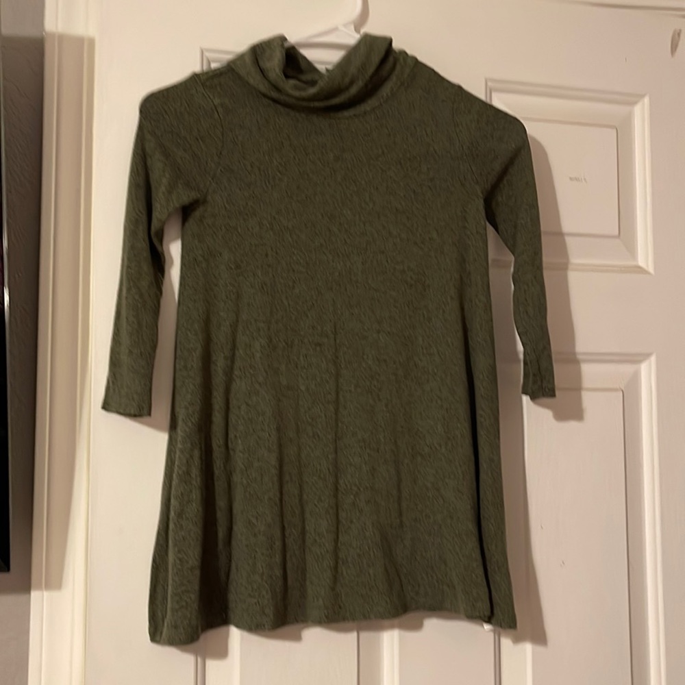 Girls long sleeved dress